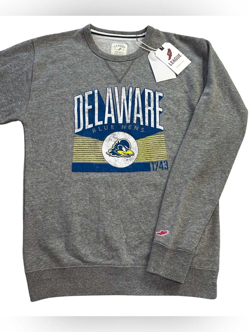 NWT League Delaware Blue Hen’s Mens Crewneck Pullover Sweatshirt MSRP $67 Gray S